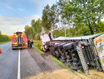 Перевороты грузовиков: причины и методы спасения