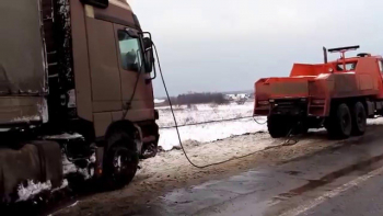 Когда грузовик в беде: в каких случаях лебедка поможет при ДТП